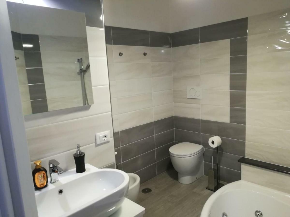 Sosta Rock Appartement Casal Palocco Buitenkant foto